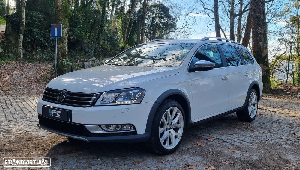 VW Passat Alltrack 2.0 TDI 4Motion DSG BlueMotion Tec - 4