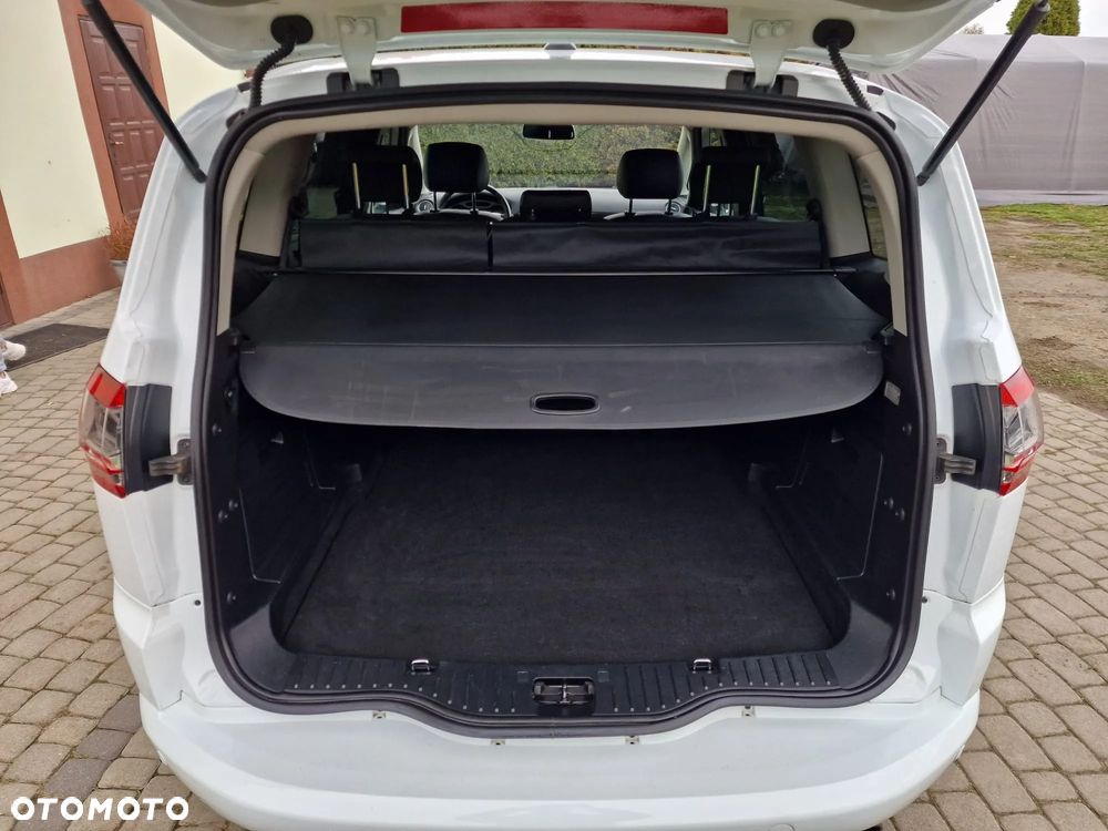 Ford S-Max 2.0 EcoBoost Titanium - 33