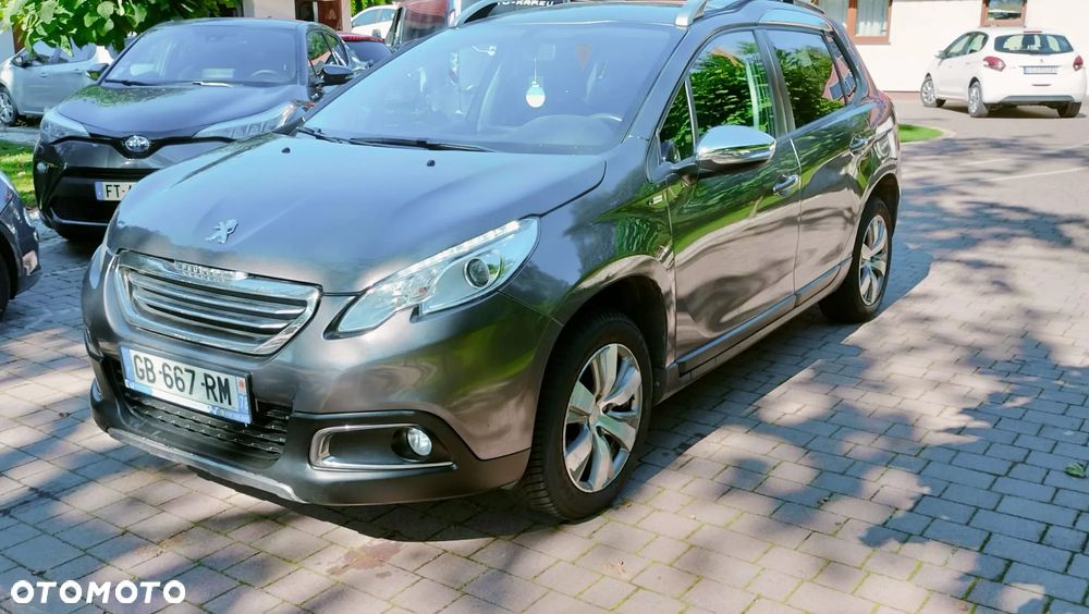 Peugeot 2008 1.2 Pure Tech Style - 22