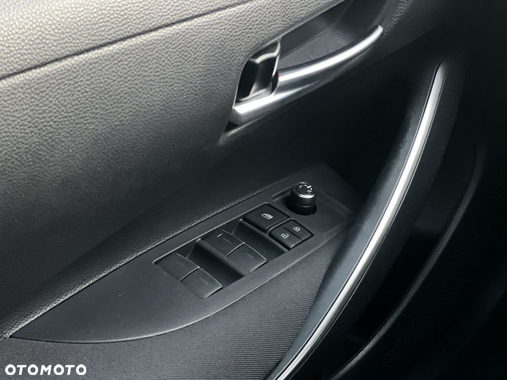 Toyota Corolla 1.6 Comfort - 33