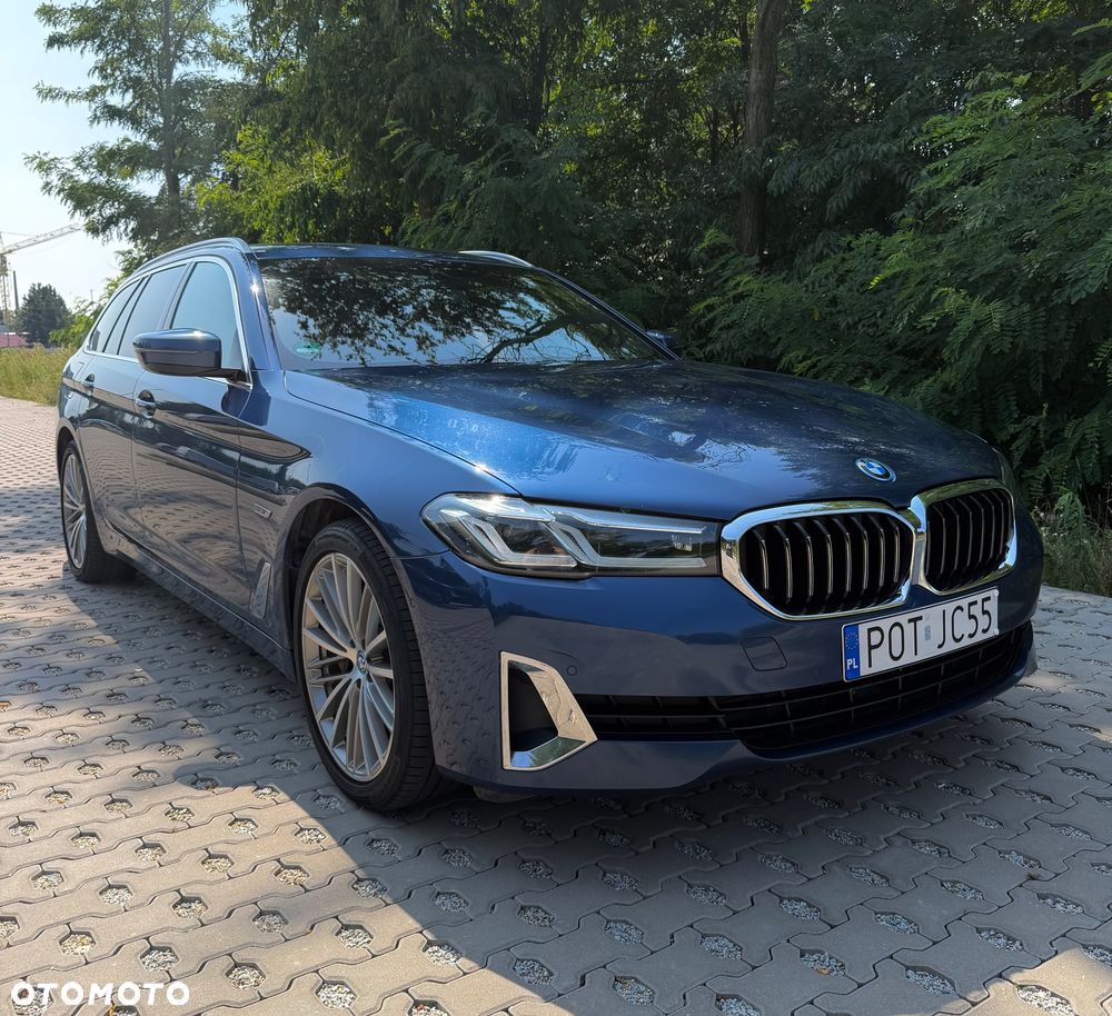 BMW Seria 5 530e Luxury Line - 1