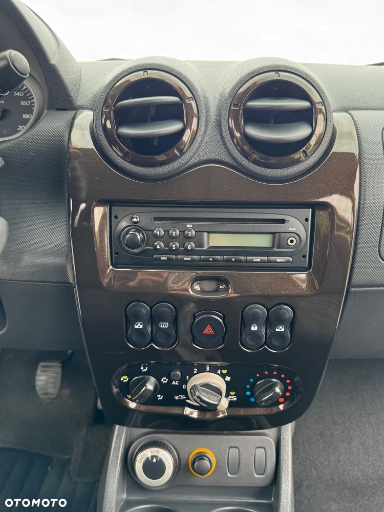 Dacia Duster 1.6 16V 4x4 Ambiance - 36