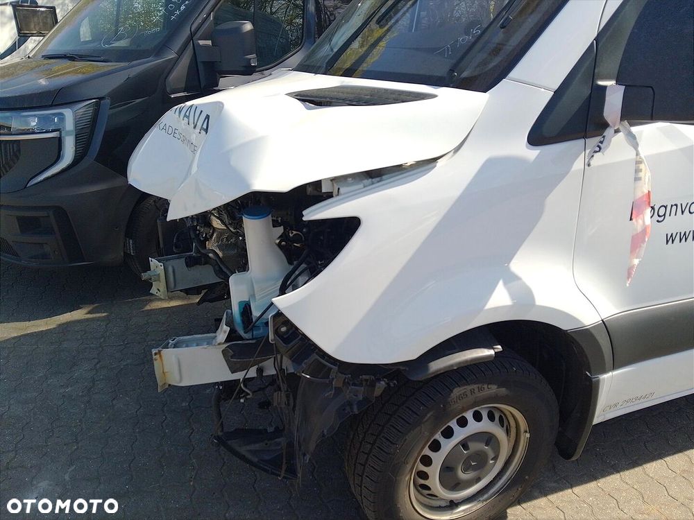 Mercedes-Benz SPRINTER 317 - 6