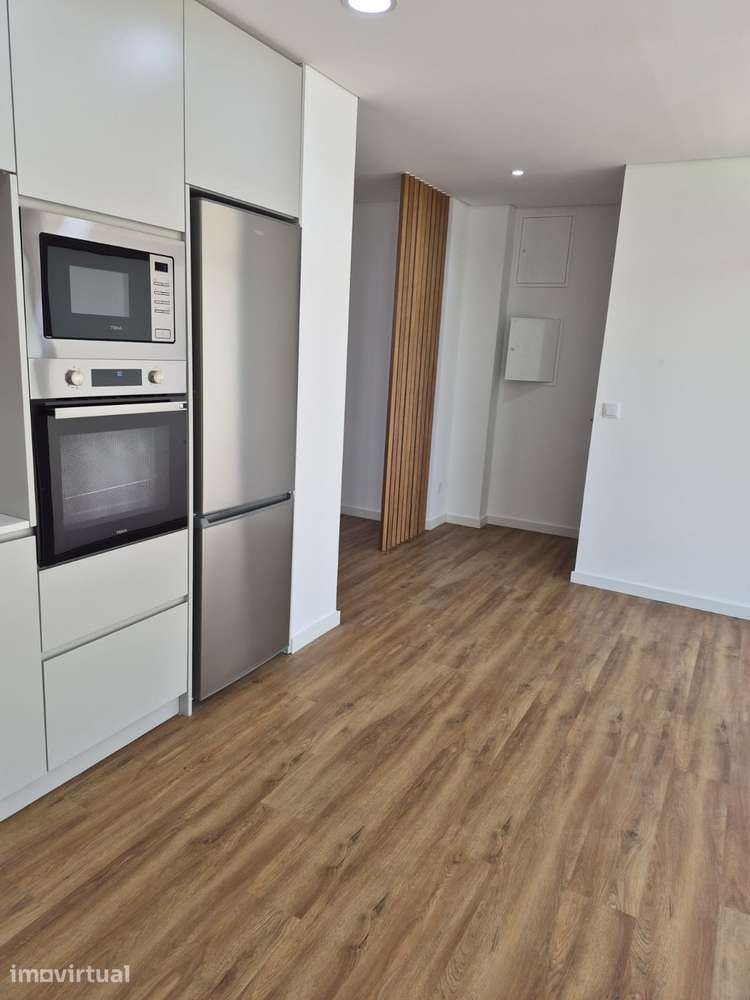Apartamento, 74 m², Bougado (São Martinho e Santiago) - Grande imagem: 3/22