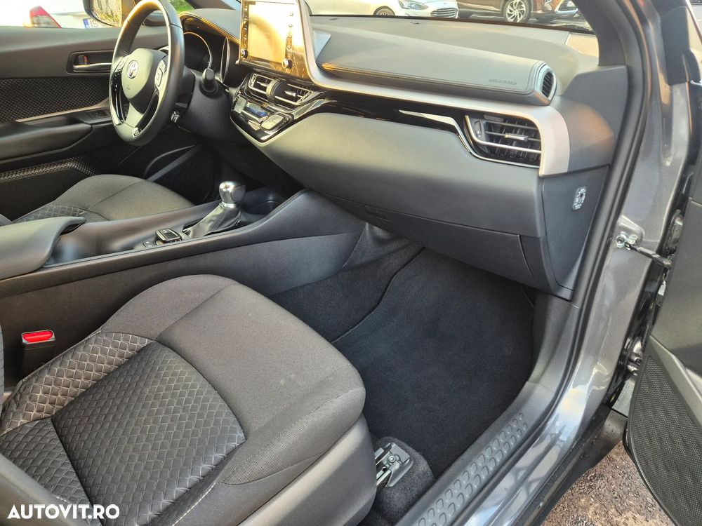 Toyota C-HR 1.8 HSD 122 CP 4x2 CVT C-ult Style - 28