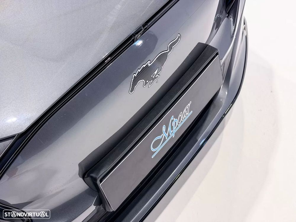 Ford Mustang Mach-E Alargada AWD - 11