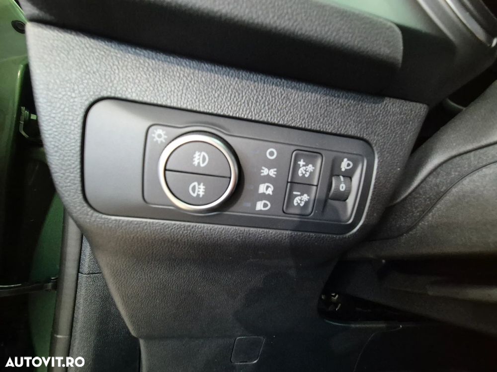 Ford Kuga 1.5 EcoBoost A8 FWD Titanium - 17