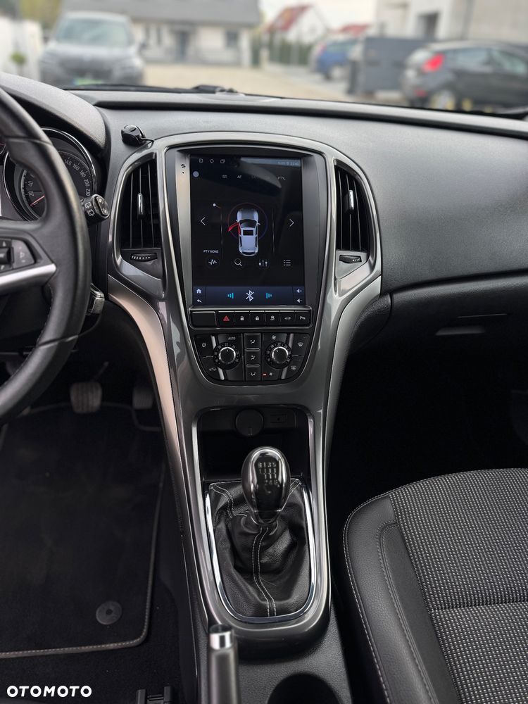 Opel Astra 1.4 T Cosmo - 28