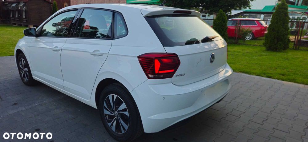 Volkswagen Polo - 4