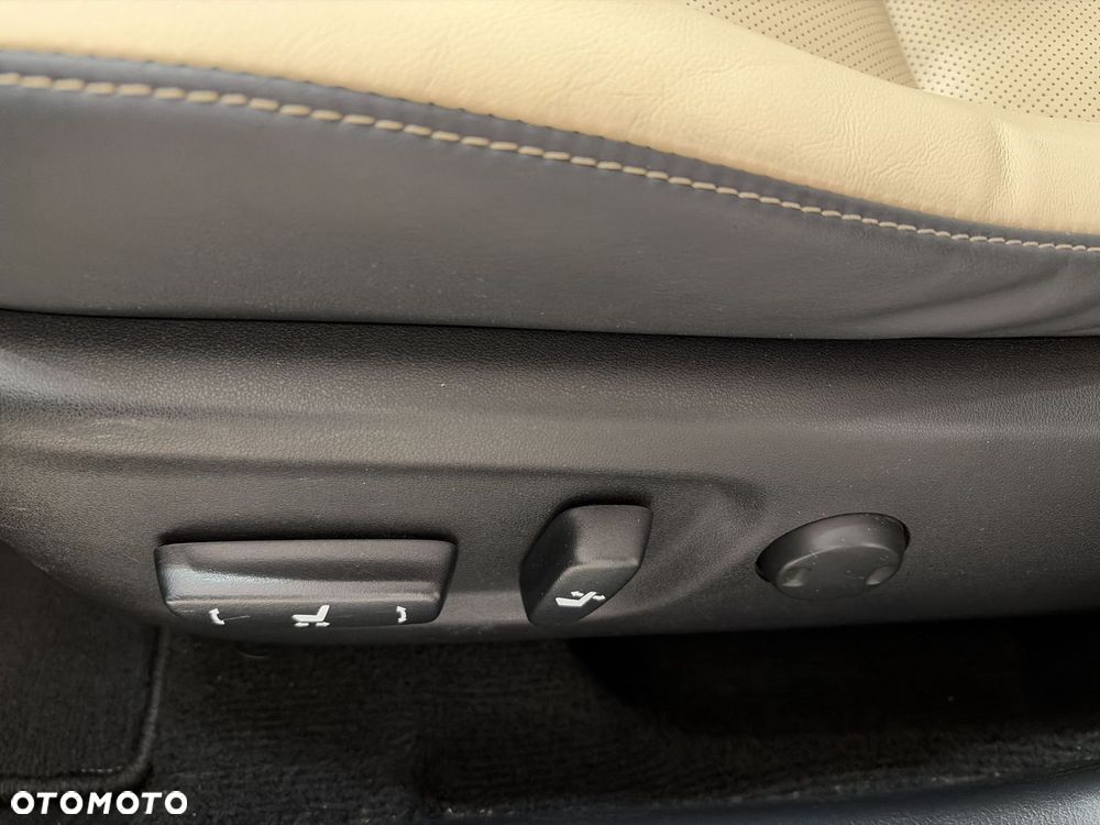 Lexus CT 200h Prestige EU6 - 19