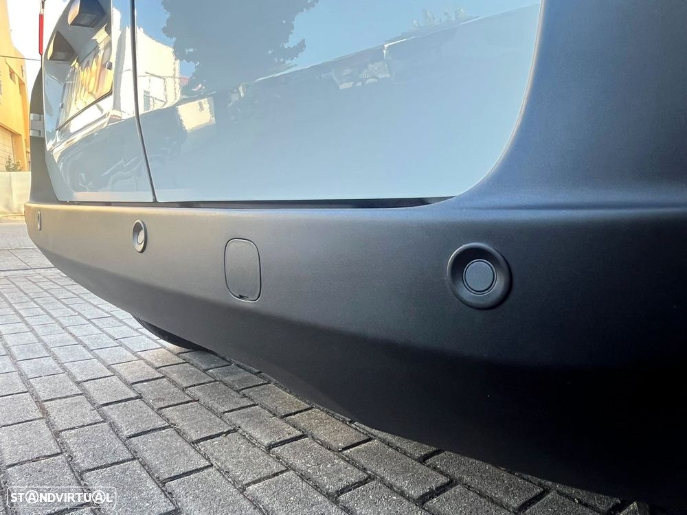 Fiat Fiorino 1.3 M-jet Adventure com 1GD - 19