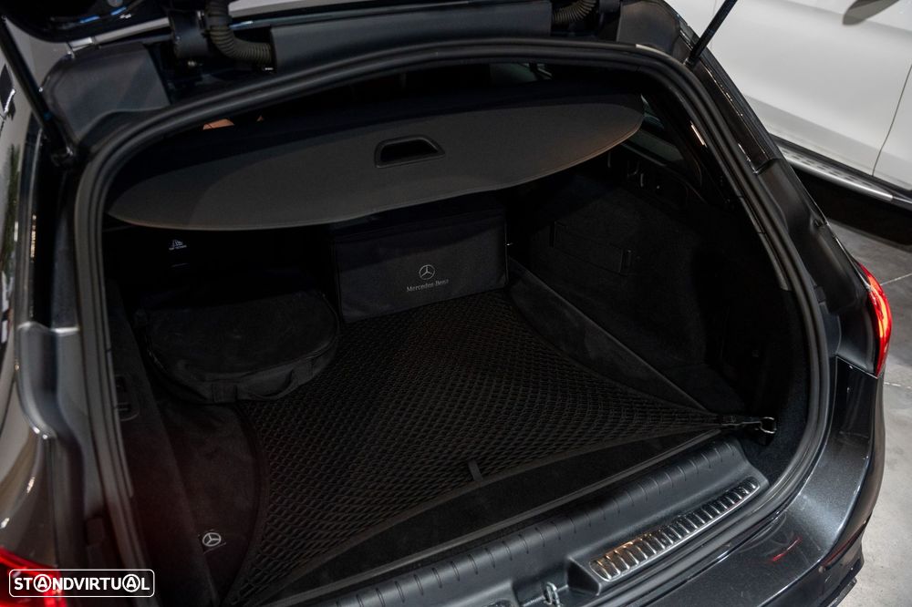 Mercedes-Benz C 300 e AMG Line - 28