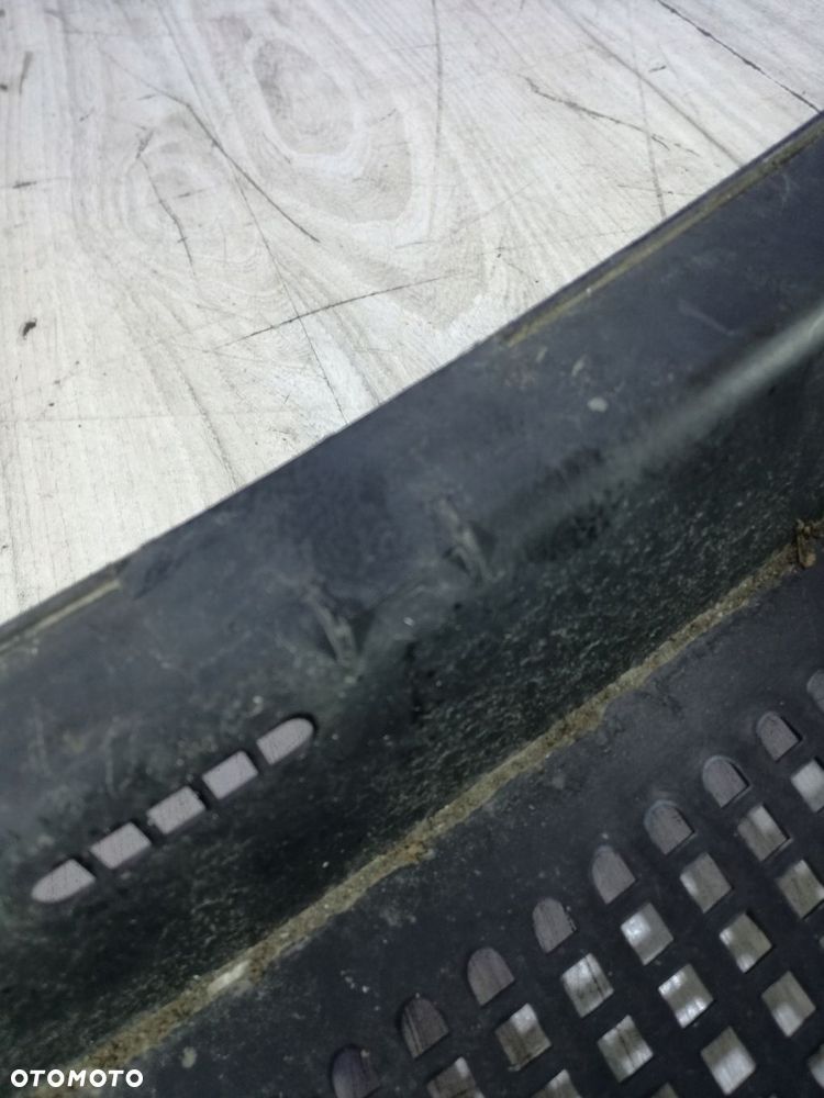 smart fortwo 2 ii 451 07/12 podszybie górne listwa przód - 4