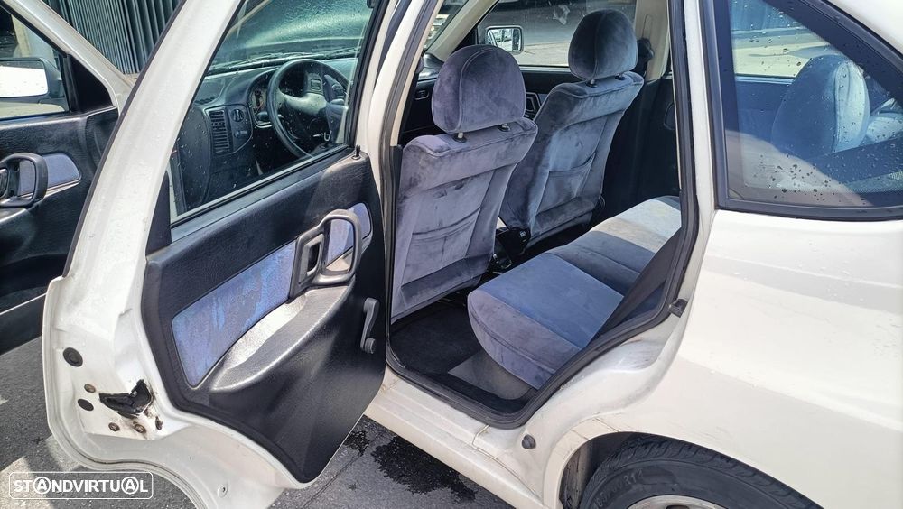 SEAT Cordoba 1.4 SXE - 8