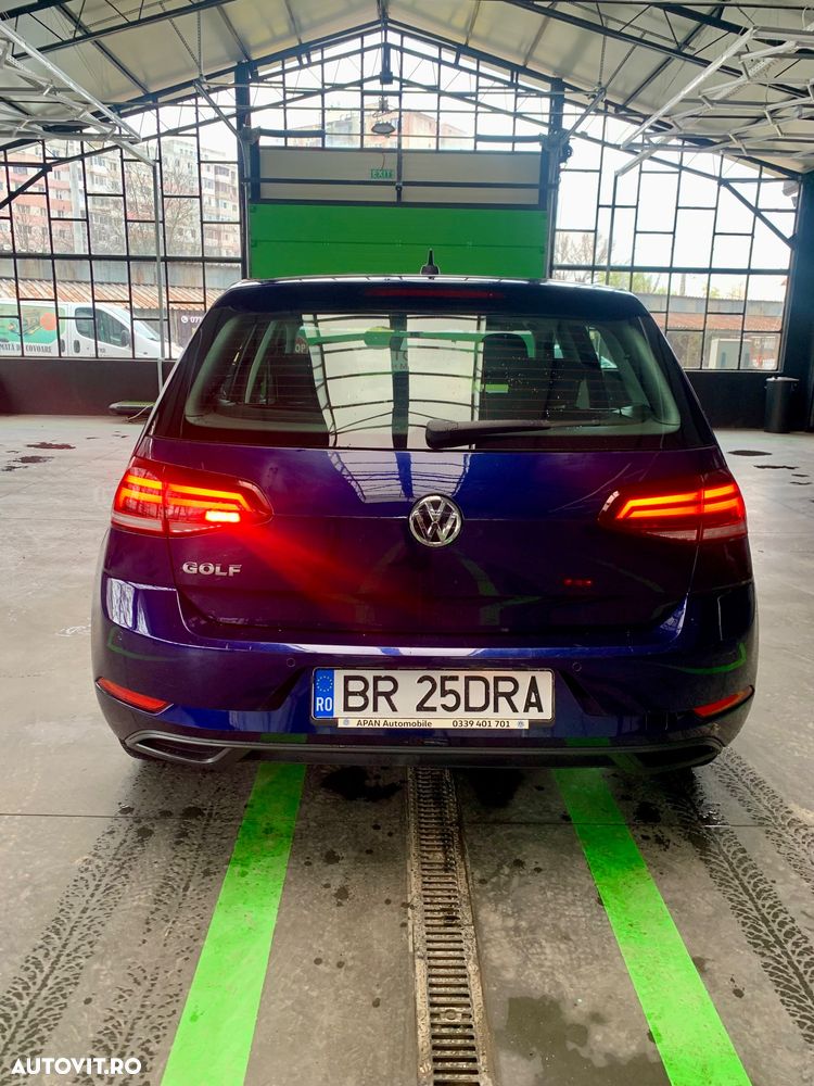 Volkswagen Golf 1.0 TSI Comfortline - 9