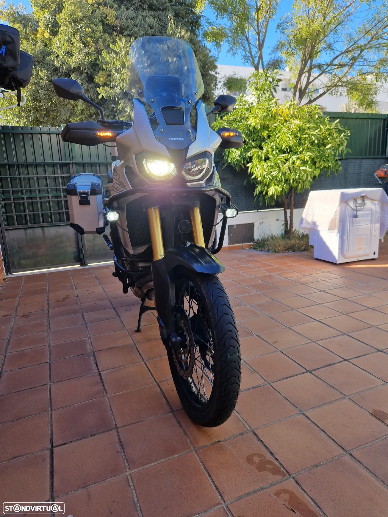 Honda Africa Twin SD04 - 12
