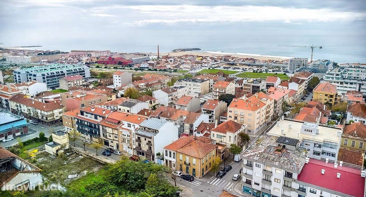 Moradia T4 para venda - Grande imagem: 2/35