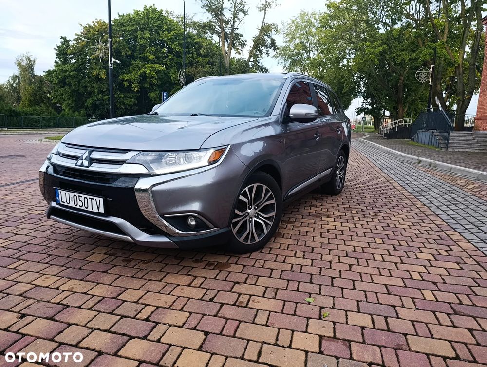 Mitsubishi Outlander - 20