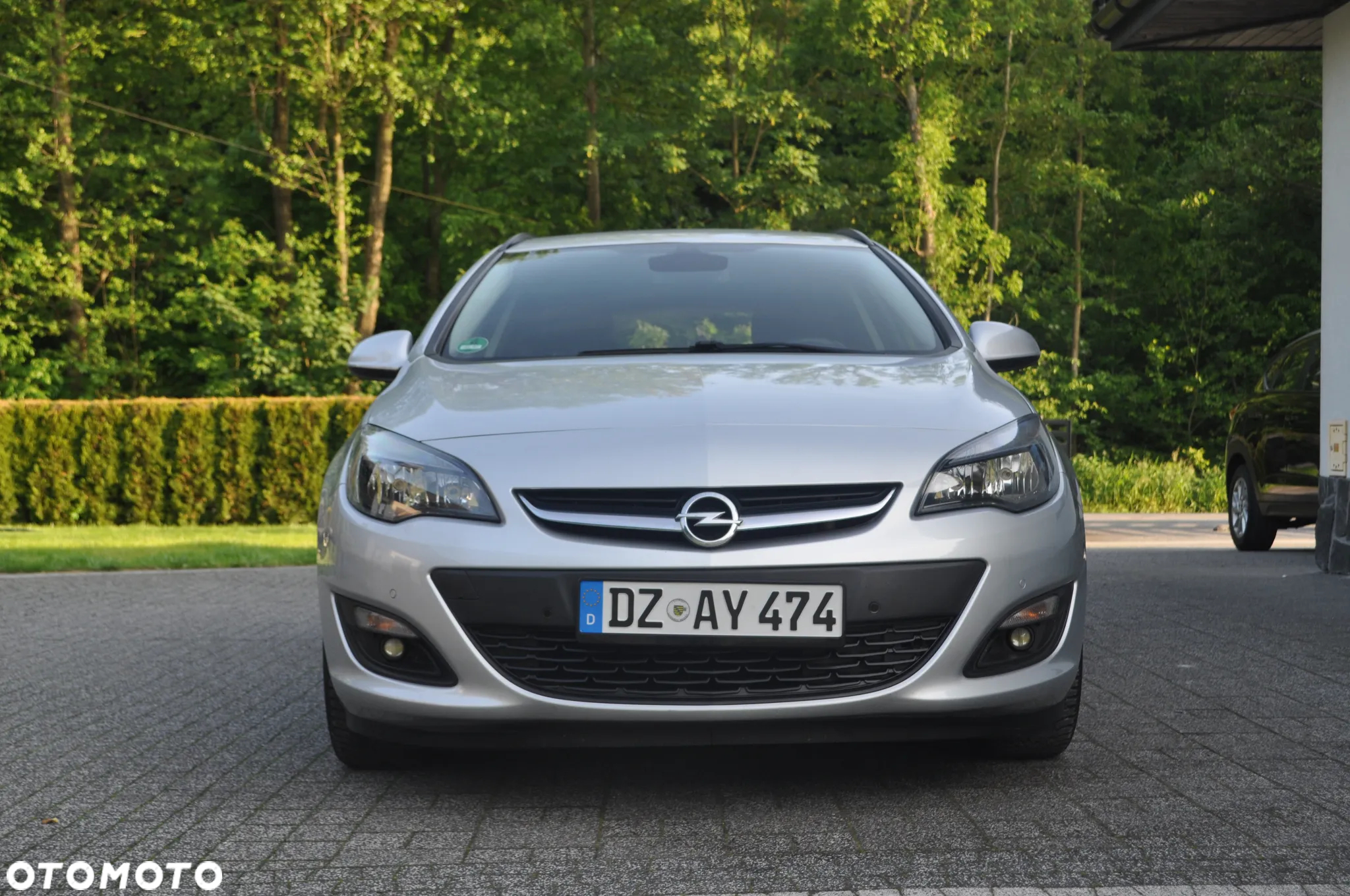 Opel Astra IV 1.4 T Cosmo - 12