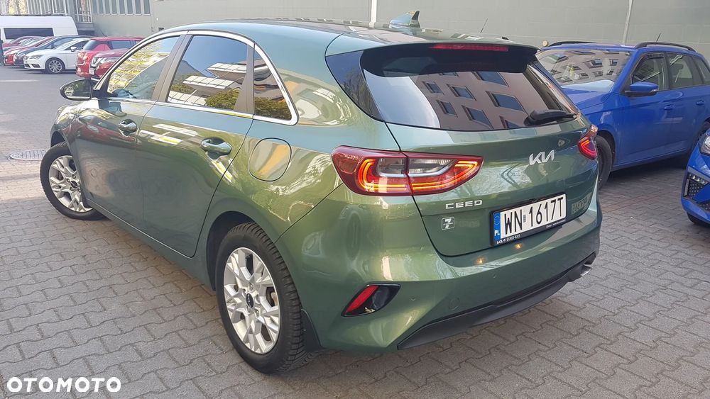 Kia Ceed - 5