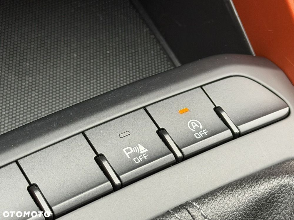 Kia Stonic 1.0 T-GDI 100 OPF Vision - 28