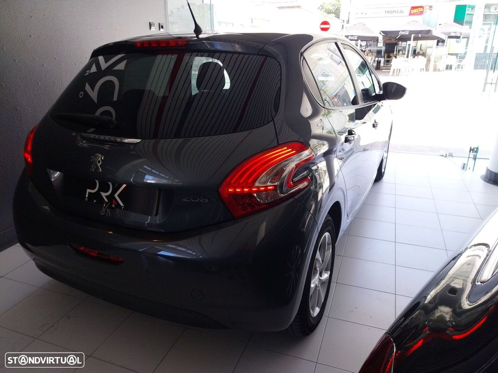 Peugeot 208 1.4 HDi - 4