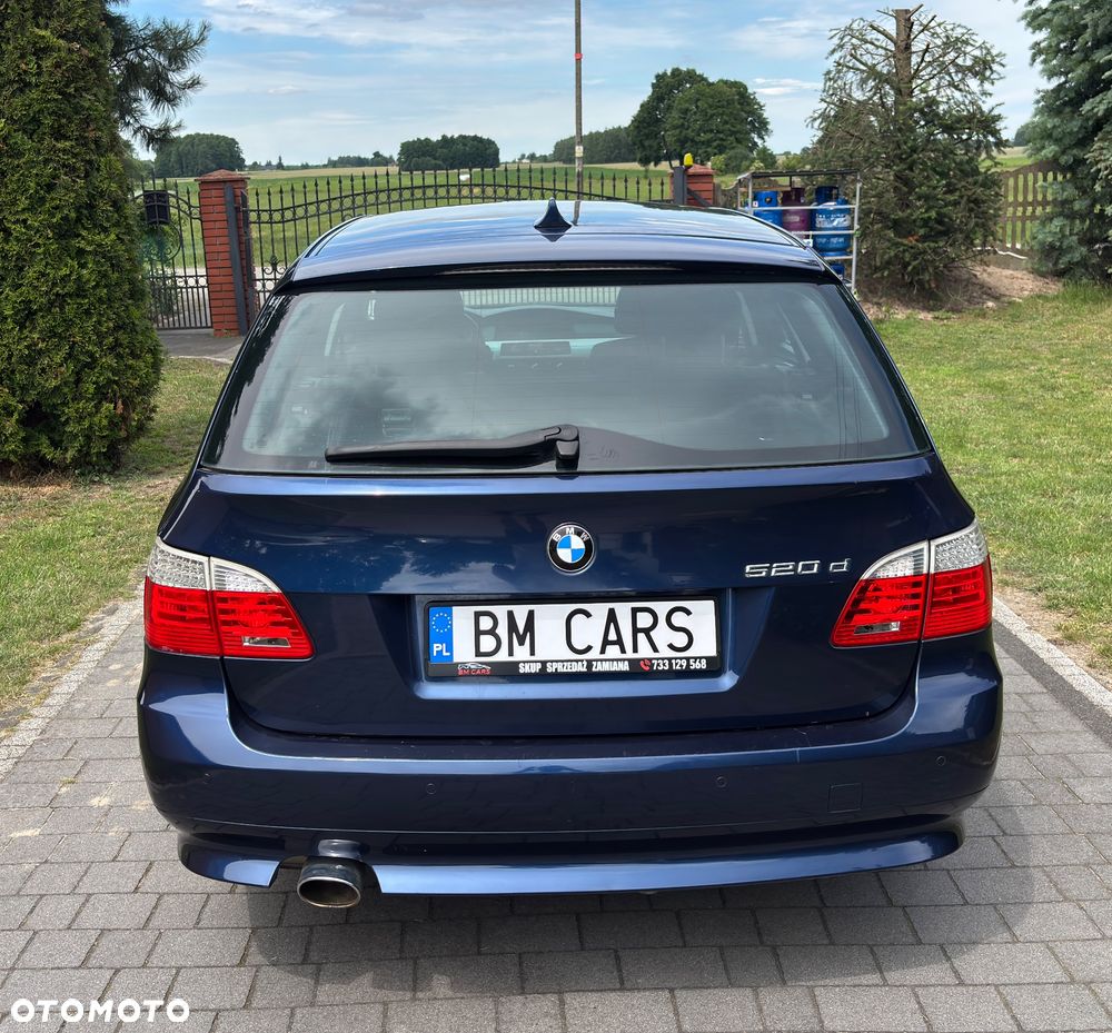 BMW Seria 5 520d - 5