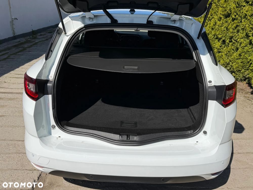Renault Megane ENERGY TCe 100 LIFE - 10
