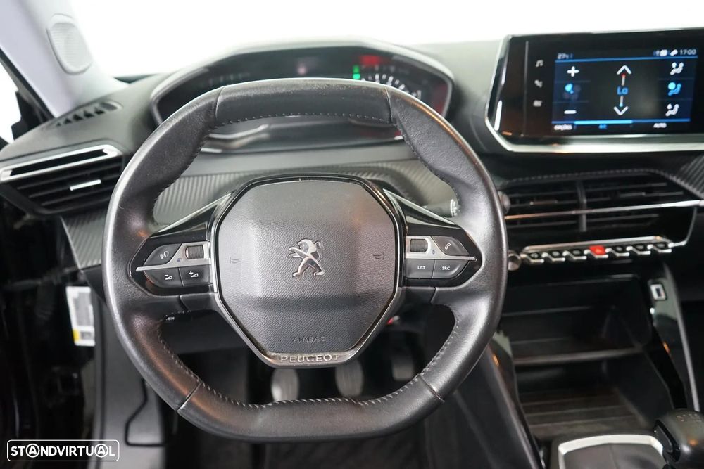 Peugeot 2008 1.2 PureTech Allure - 20