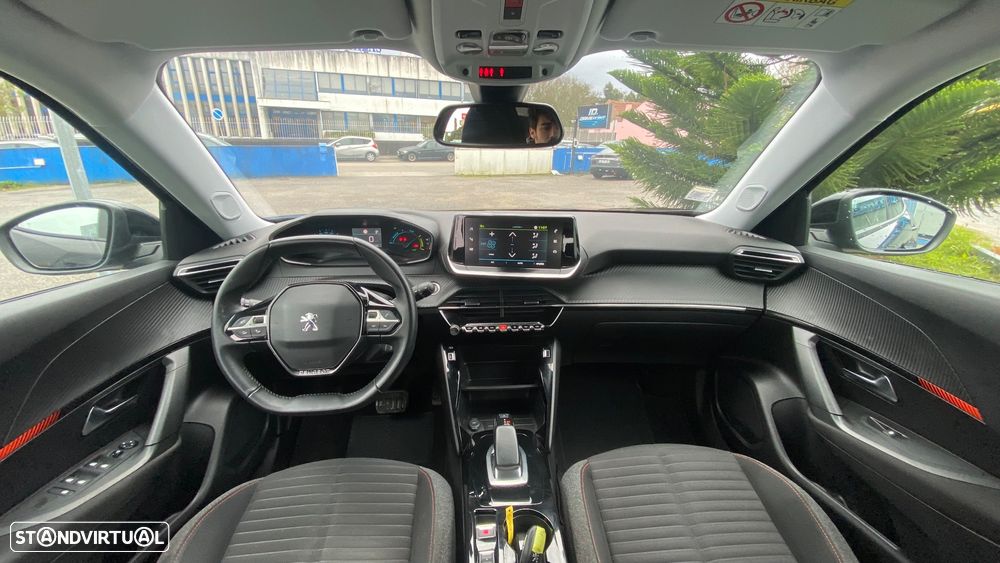 Peugeot e-2008 50 kWh Active Pack - 25