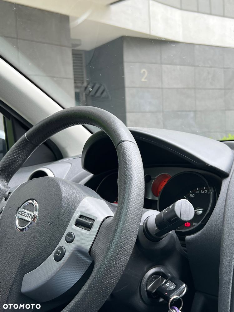 Nissan Qashqai 2.0 4 x 4 tekna - 19