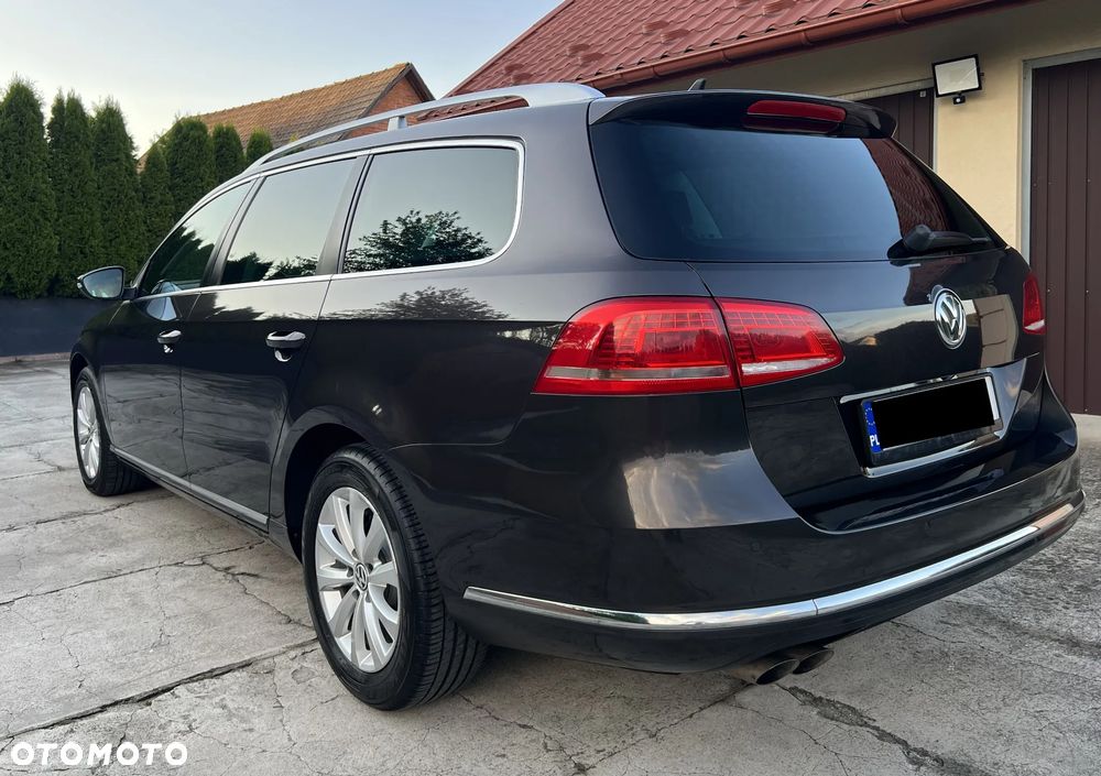 Volkswagen Passat 2.0 TDI BlueMotion Technology Comfortline - 30