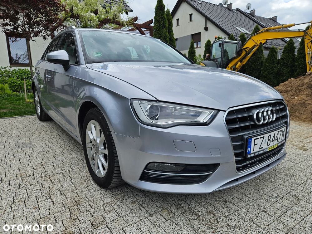 Audi A3 Sportback 1.6 TDI (clean diesel) Attraction - 3
