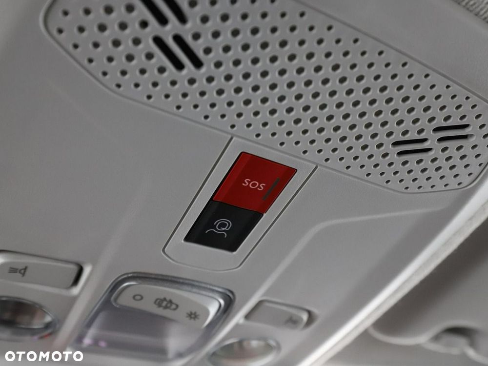 Citroën C4 PureTech 130 Stop&Start EAT8 FEEL PACK - 37