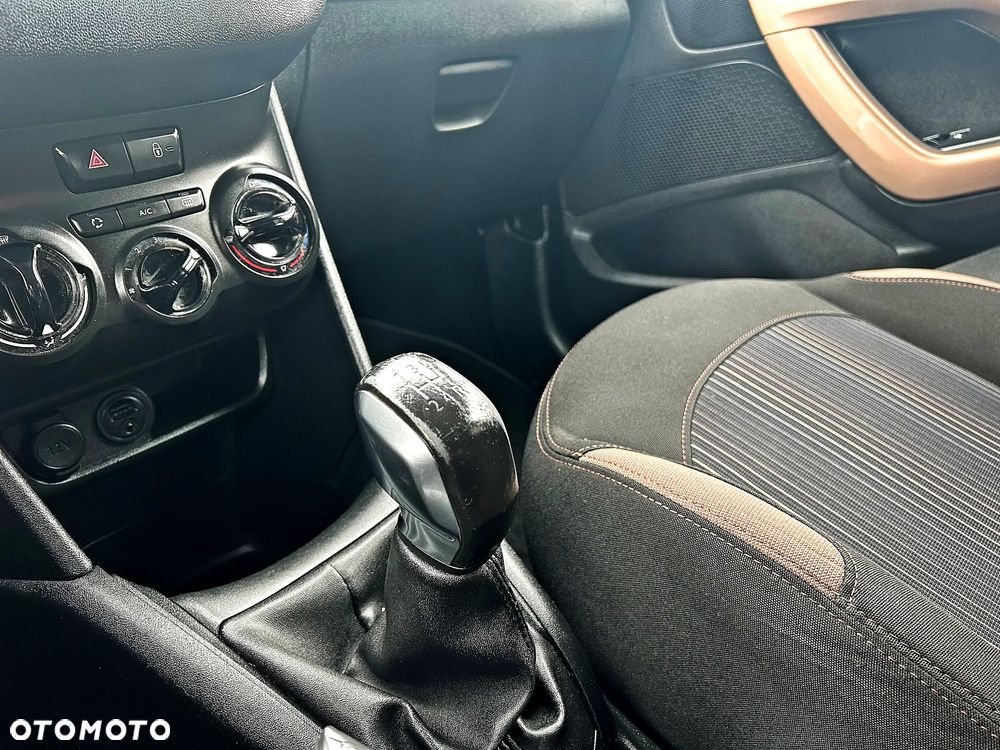 Peugeot 208 e-HDi 92 Stop&Start Style - 34