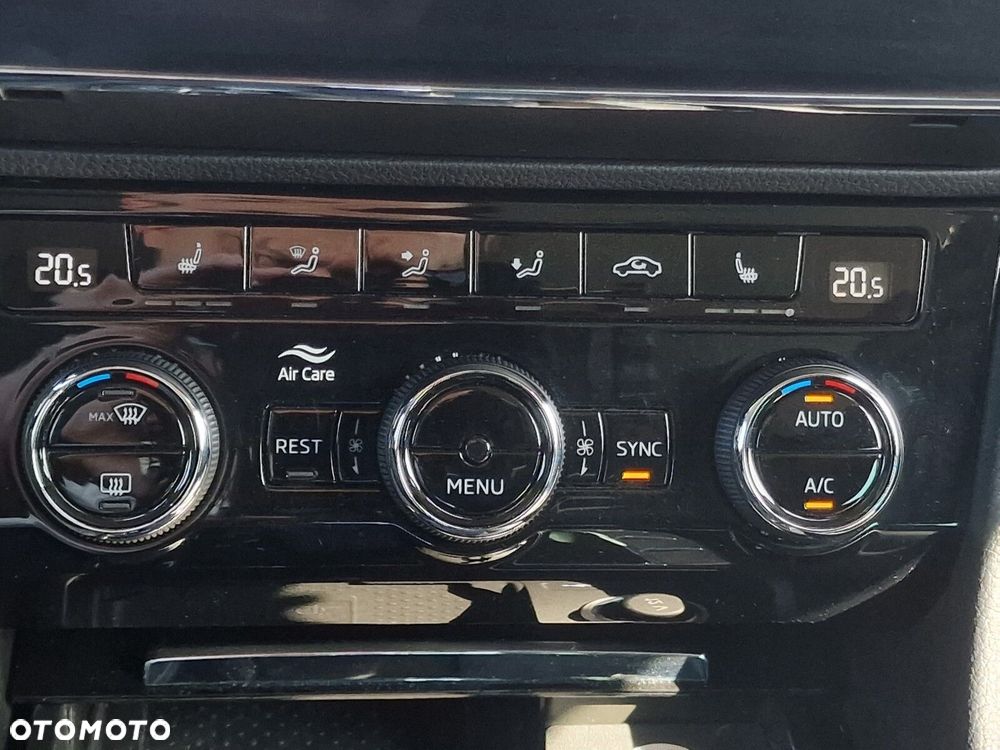 Skoda Superb 2.0 TDI SCR 4x4 L&K DSG - 31