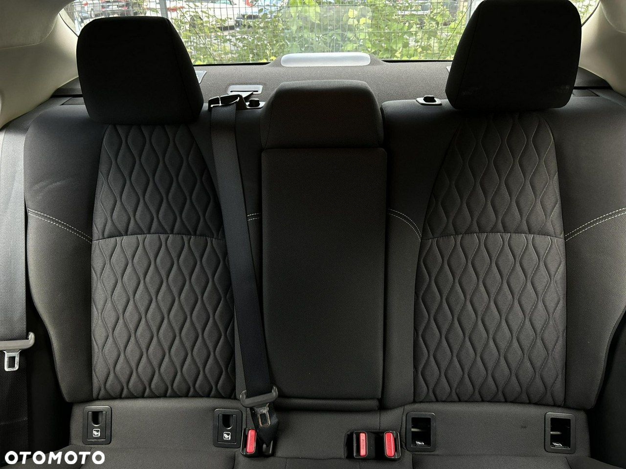 Toyota Corolla - 30