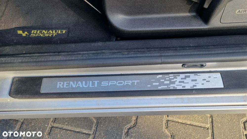 Renault Megane 2.0 16V R.S - 23