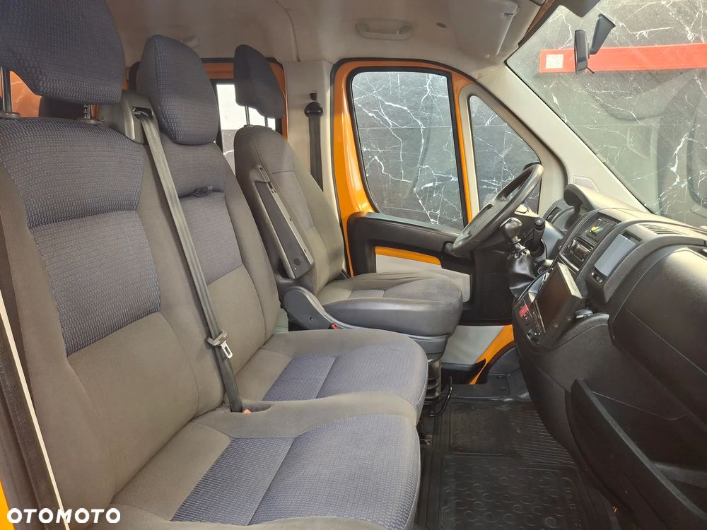 Citroën Jumper Ducato Doka Dubel Kabina Brygadówka Skrzynia Pomarańczowy Służba Drogowa Służba Autostradowa Plandeka Kamera Cofania Hak Webasto Klimatyzacja Niski Przebieg 99 Tyś Km 7 Osób - 18