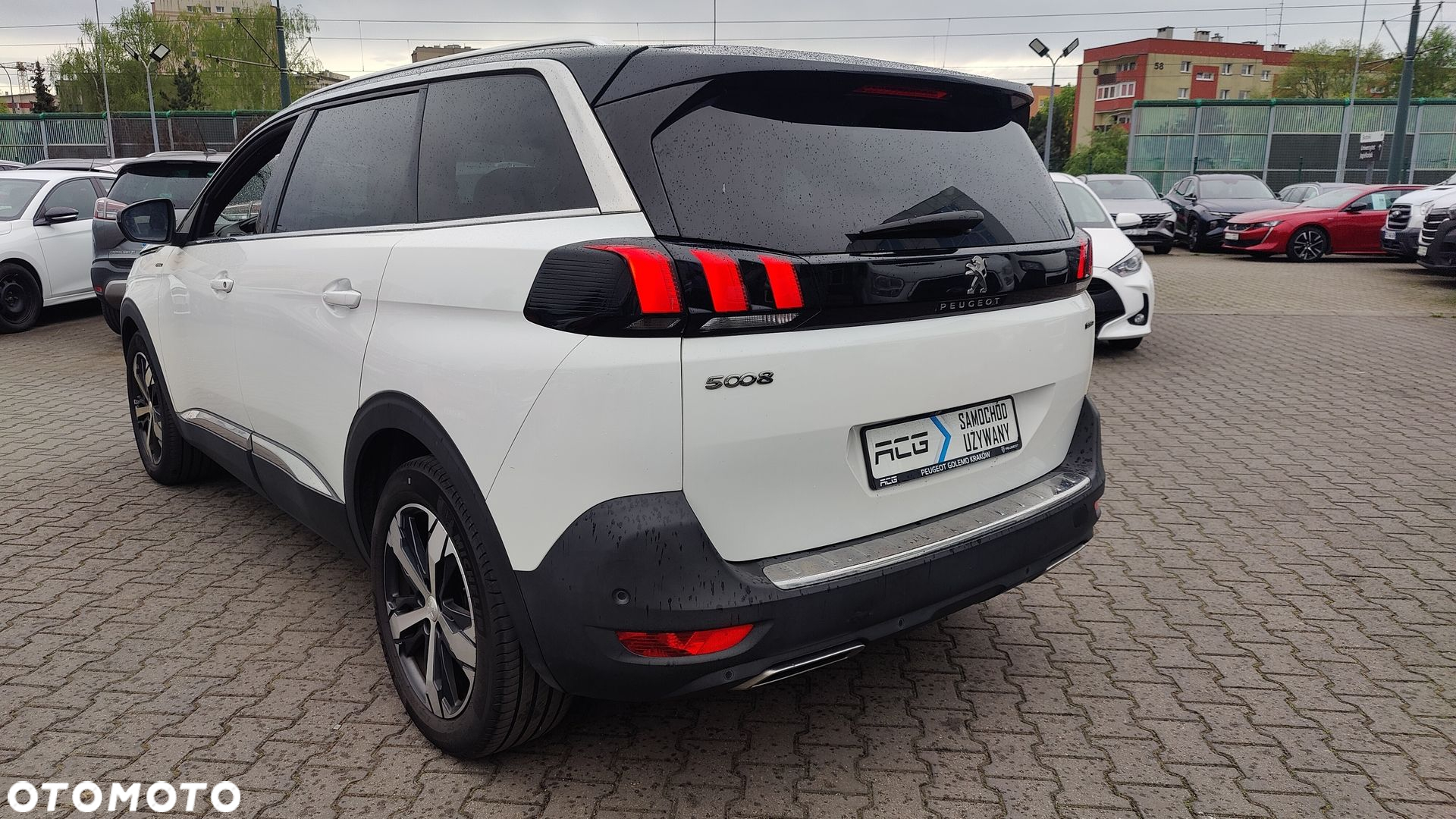 Peugeot 5008 - 4