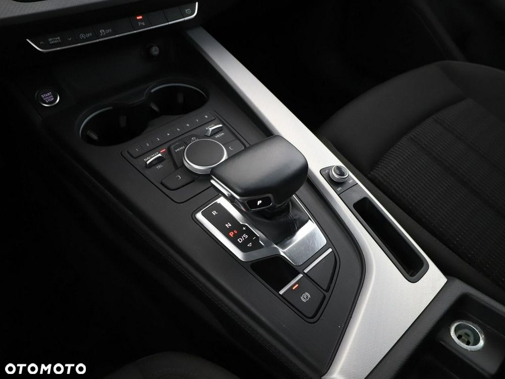 Audi A4 Avant 2.0 TFSI ultra S tronic design - 30