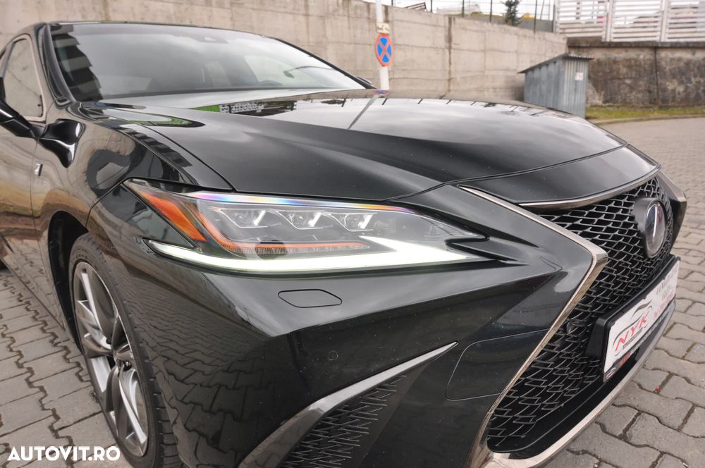 Lexus Seria ES 300h F Sport - 4