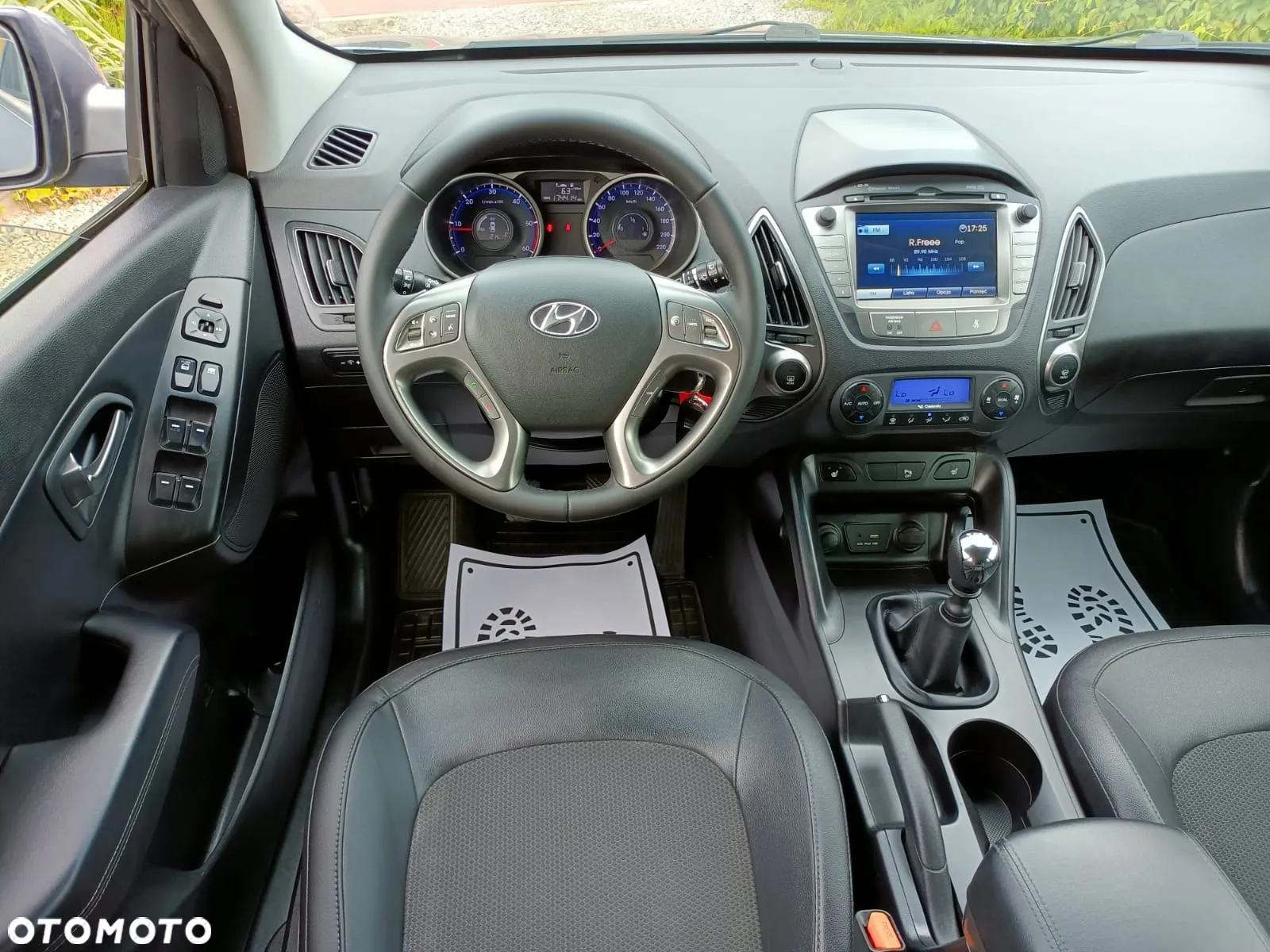 Hyundai ix35 - 23