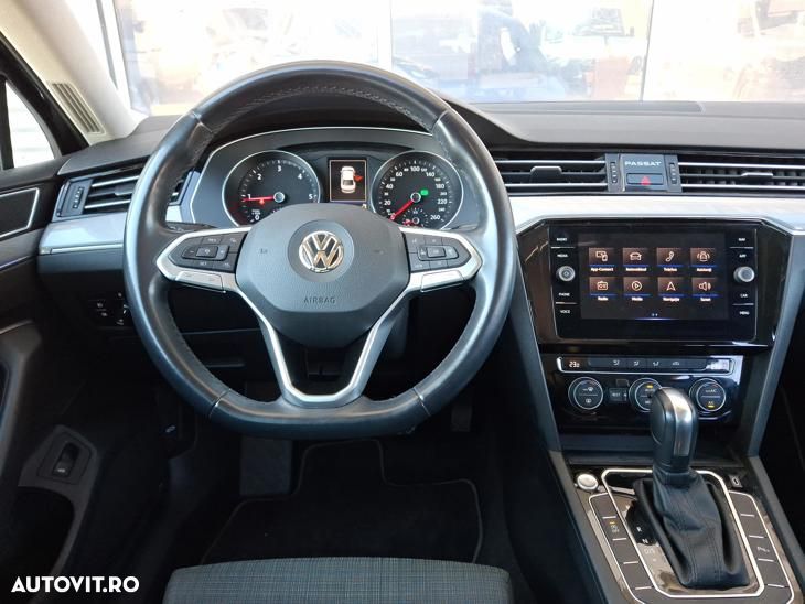 Volkswagen Passat 2.0 TDI SCR DSG Elegance - 21