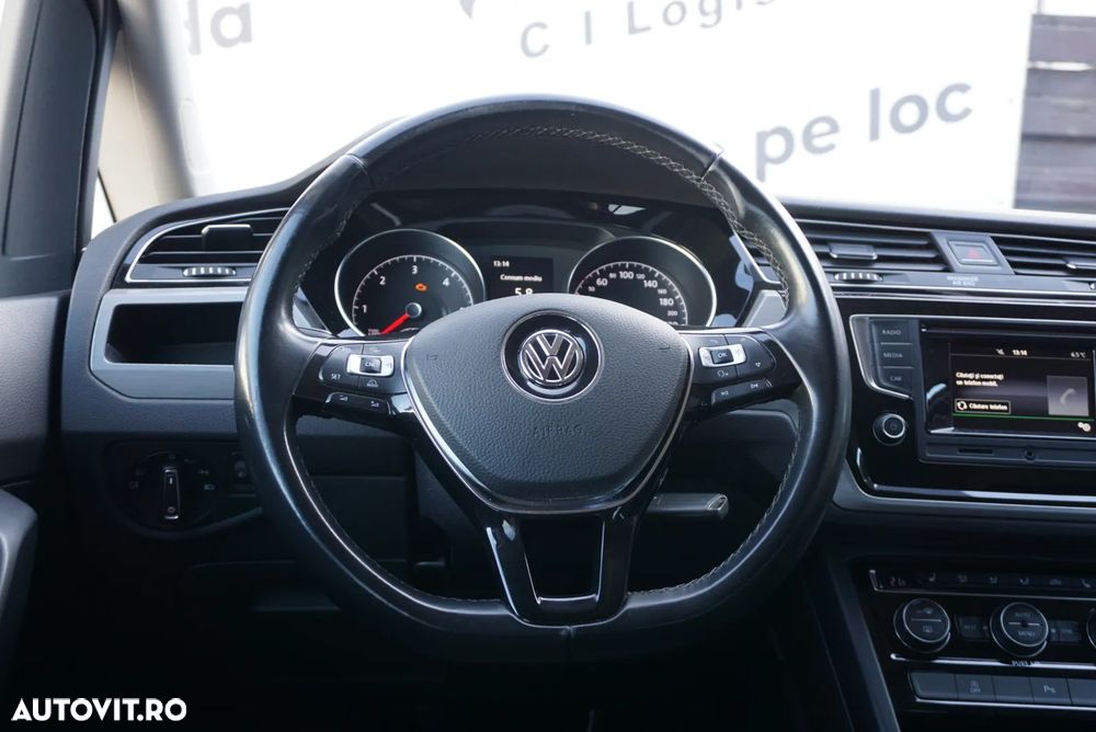 Volkswagen Touran 1.6 TDI SCR BlueMotion Technology Trendline - 12