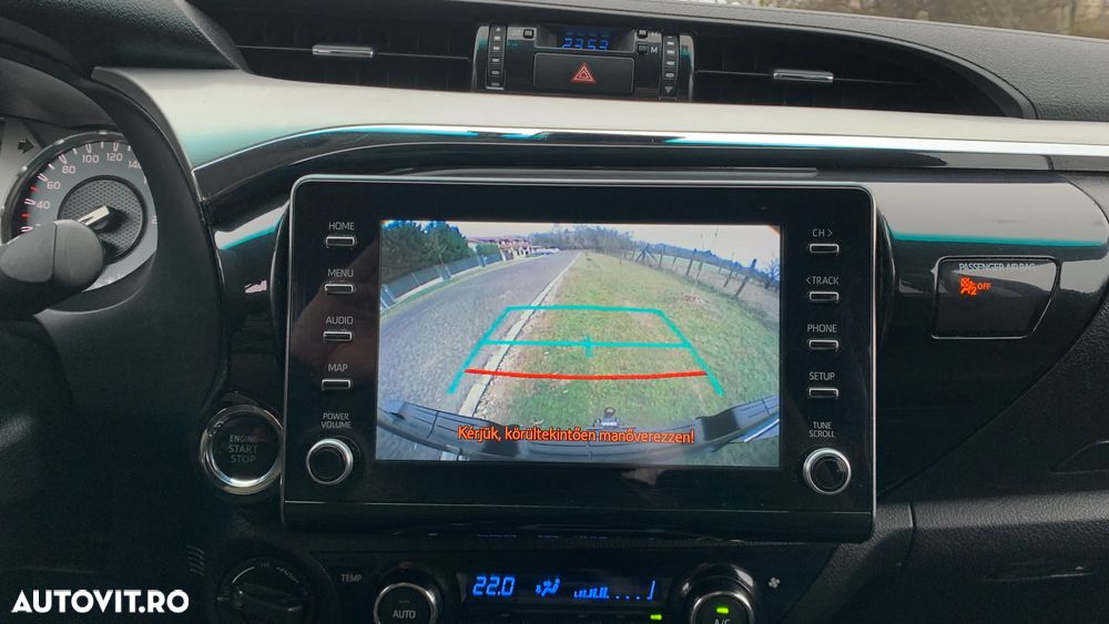 Toyota Hilux 2.8D 204CP 4x4 Double Cab AT Executive Color Edition - 17