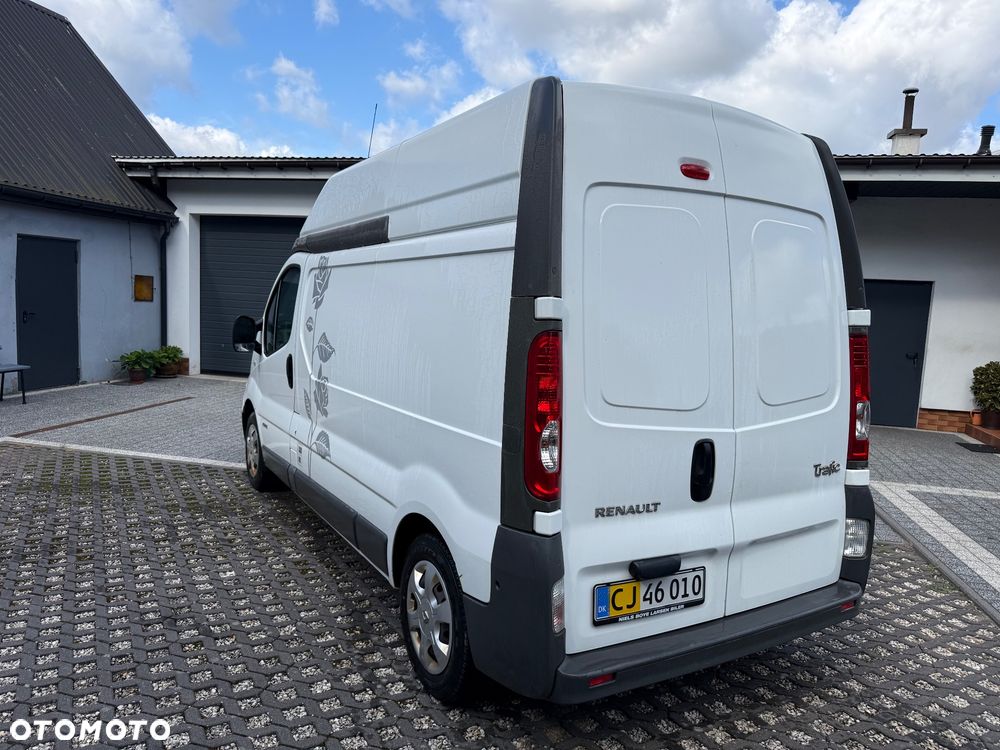 Renault Trafic - 9