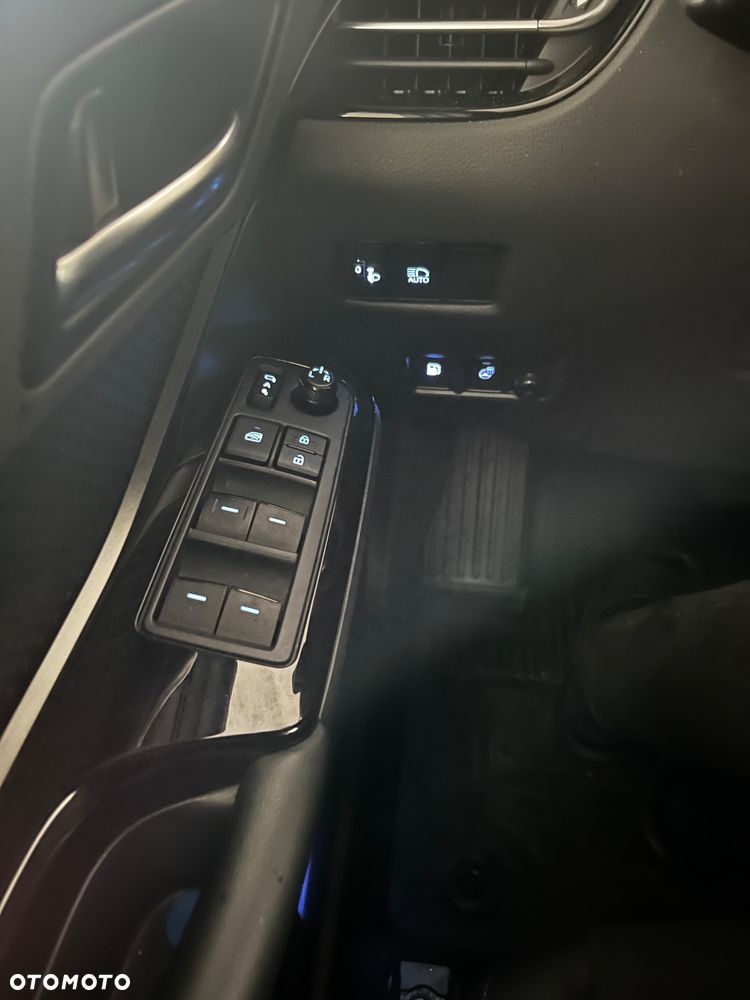 Toyota C-HR - 15