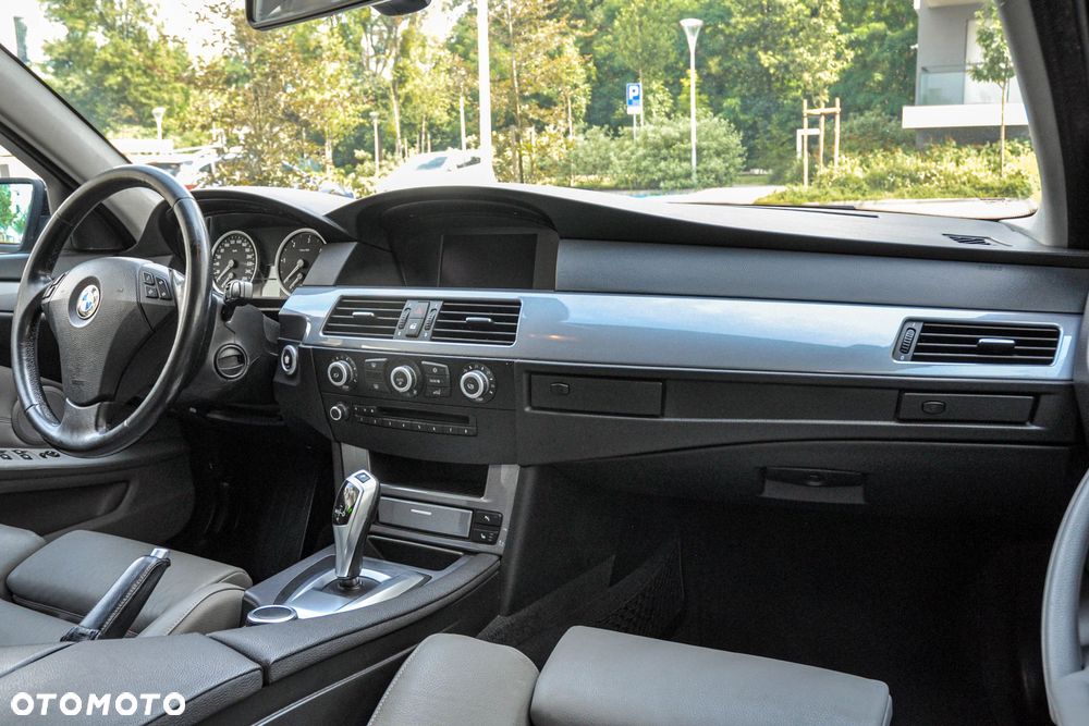 BMW Seria 5 - 10