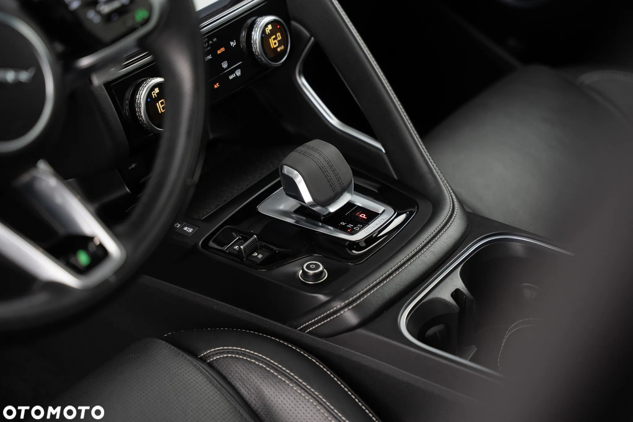 Jaguar E-Pace D165 AWD - 28